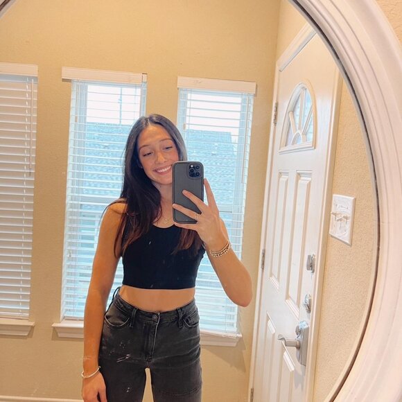 Black Vest - Picture 1 of 3